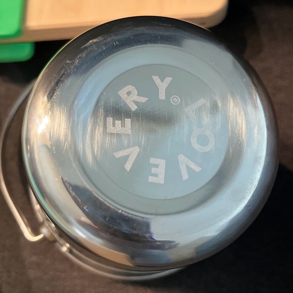 LOVEVERY "The Enthusiast Play" Every Which Weigh Scale & Pails (28-30 Months) - Picture 7 of 7